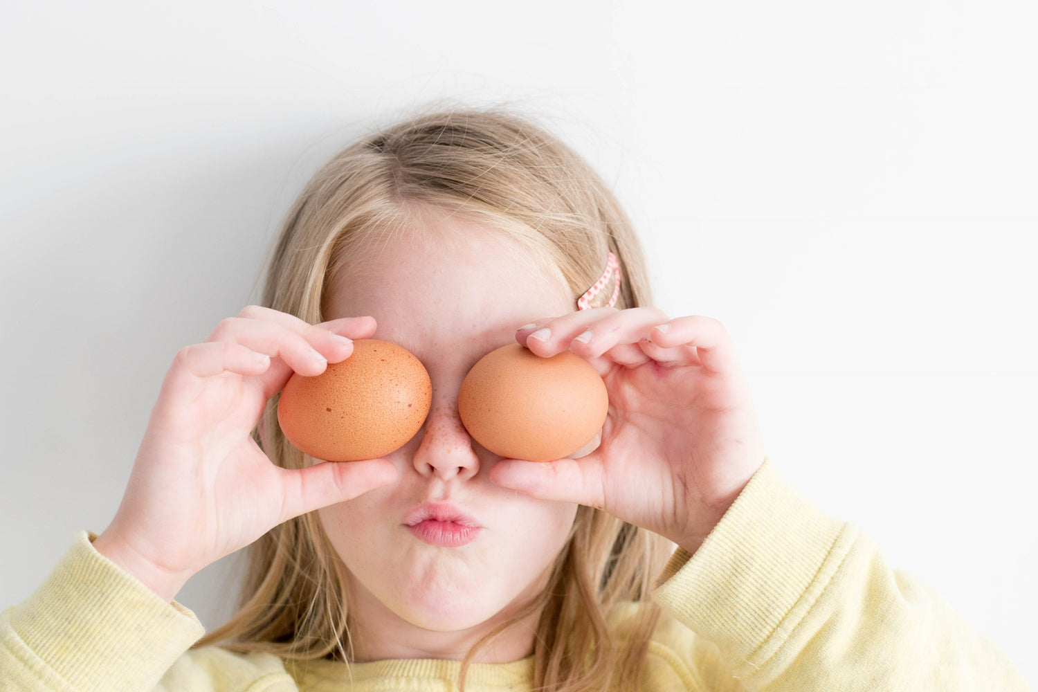 Du plaisir entre les pommes, les céréales et la poissonnerie: conseils pour faire l'épicerie avec les enfants