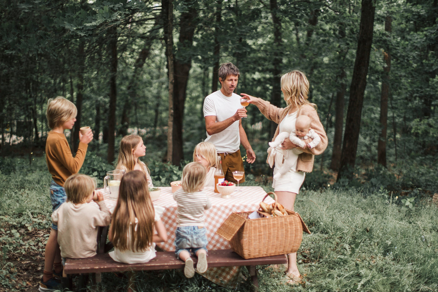 Trucs et conseils pour organiser des pique-niques mémorables en famille